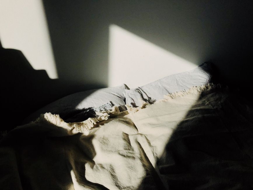 Common Myths About Natural Materials: Linen, Wood & Stone I Stopped Believing