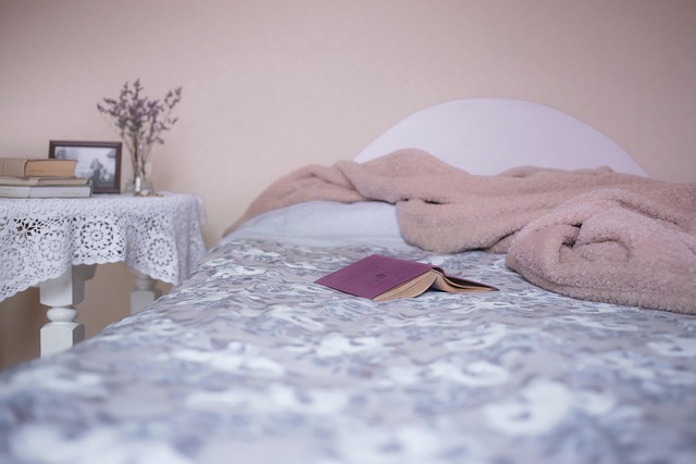 My Field Guide to Natural Materials: Linen, Wood & Stone : What Actually Works