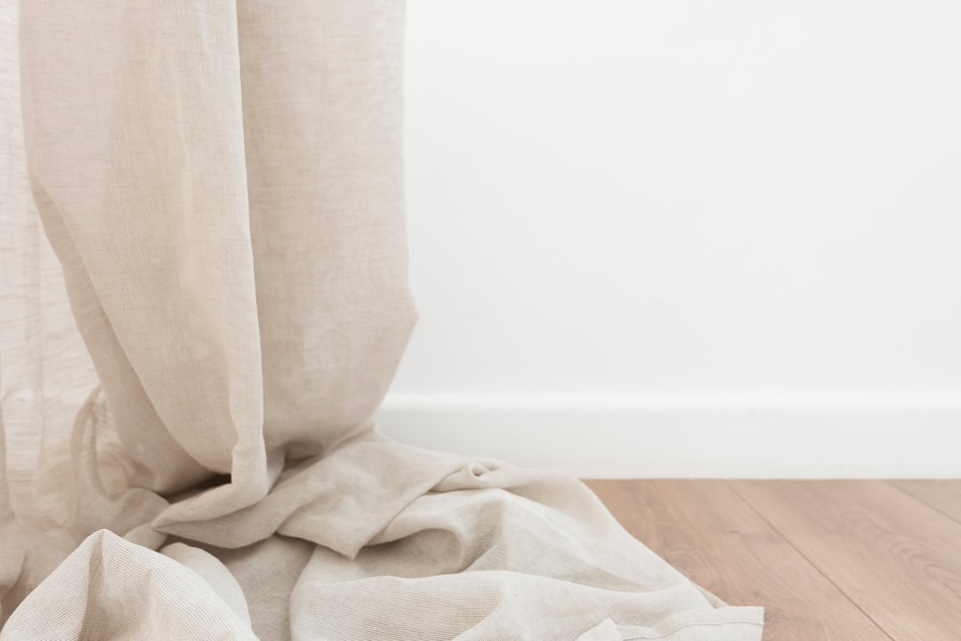 My Step-by-Step Blueprint for Natural Materials: Linen, Wood & Stone