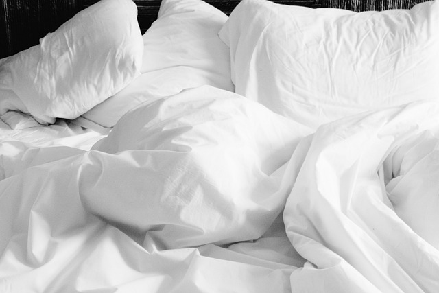 Natural Materials: Linen, Wood & Stone vs Alternatives : My Honest Hands-On Comparison
